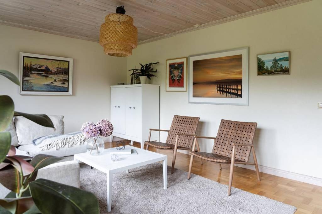 A Countryside Villa Close To Uppsala! Bagian luar foto